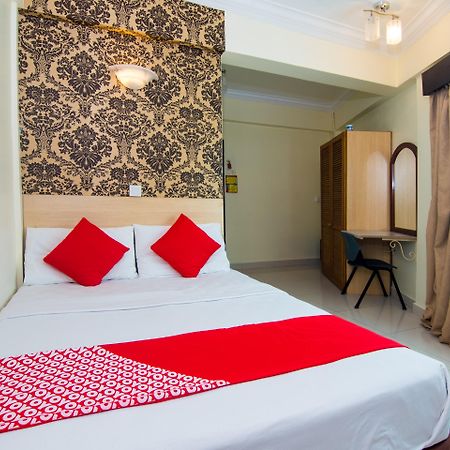 Sea Princess Hotel Телюк Баганг Екстер'єр фото